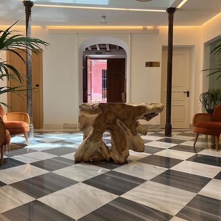 Alux Boutique Hotel مالقة المظهر الخارجي الصورة
