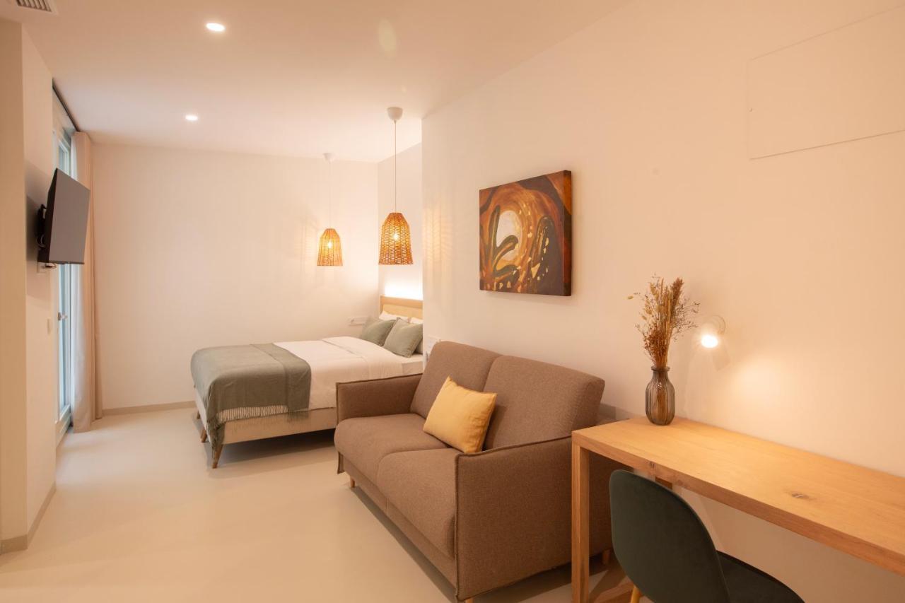 Alux Boutique Hotel مالقة المظهر الخارجي الصورة
